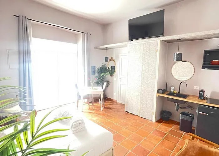 Lucilla's San Pietro Station